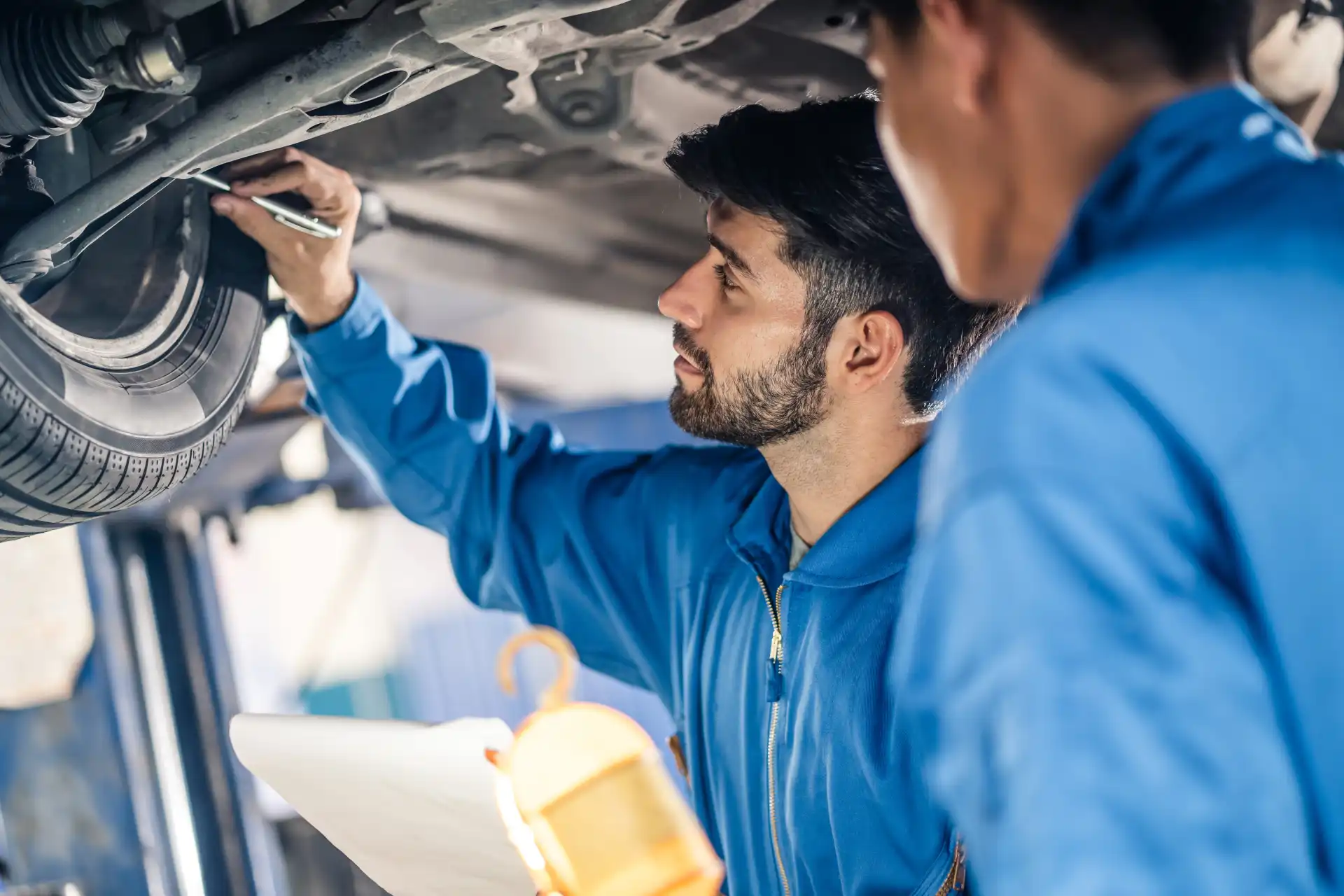 Reparar daños menores antes de tasar el coche