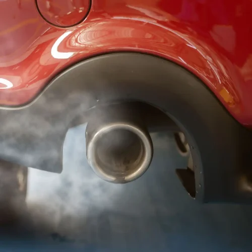 car-smog-and-air-pollution-from-the-exhaust-pipe-2023-11-27-05-01-55-utc (1)